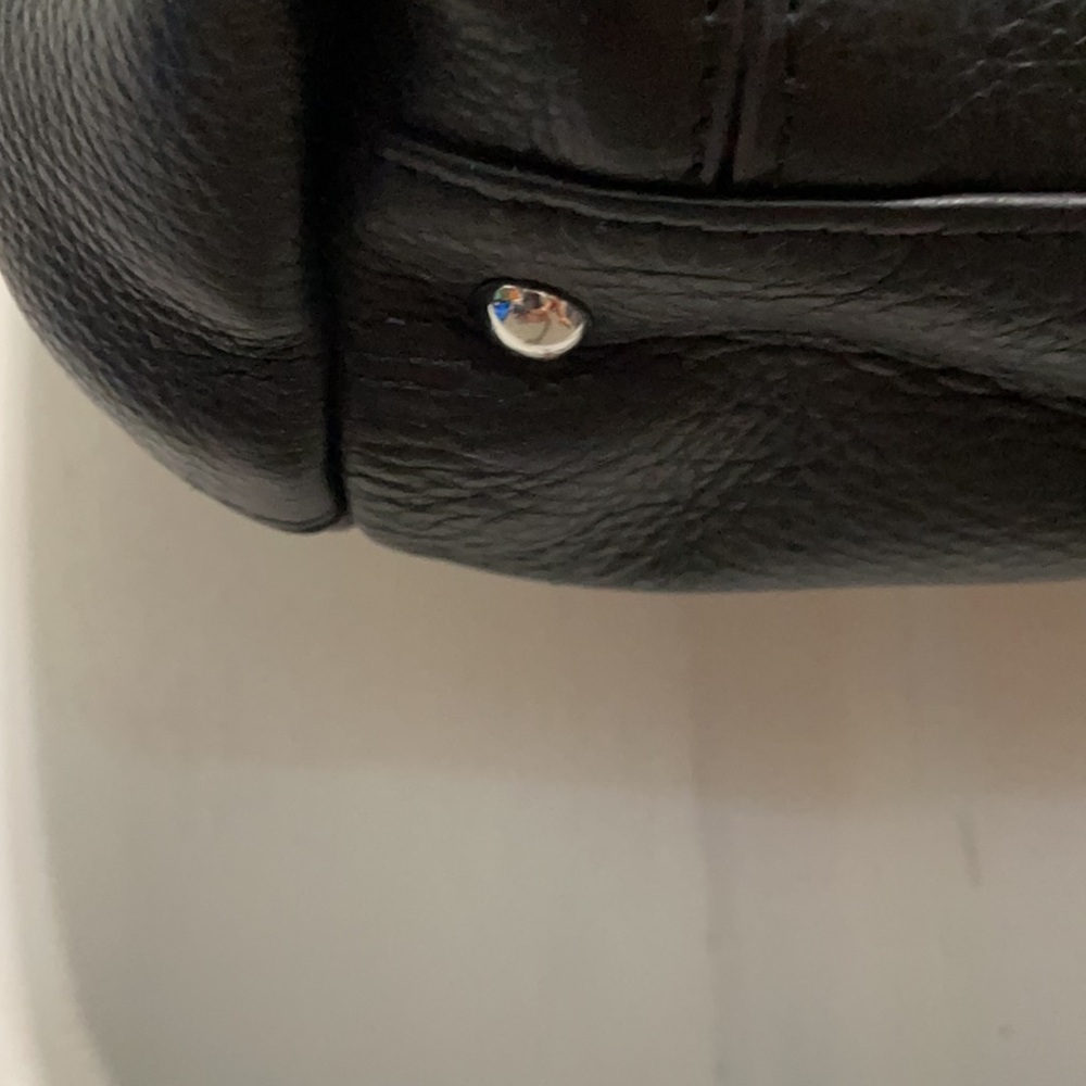 Lodi’s ladies genuine leather purse - Picture 4 of 13
